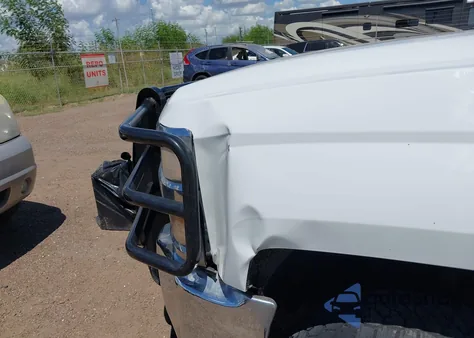 2015 Chevrolet Silverado 2500Hd Wt z USA, uszkodzony, nr VIN 1GC2CUEG8FZ116869